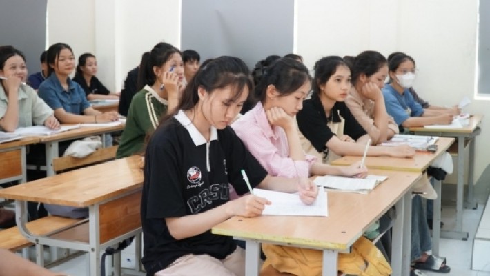 Dạy tiếng Anh theo năng lực, nhu cầu người học